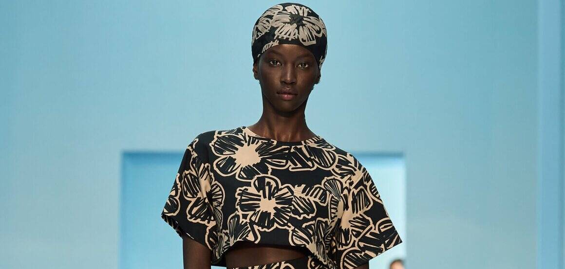 Max Mara: Ready-To-Wear SS23 - 10 Magazine